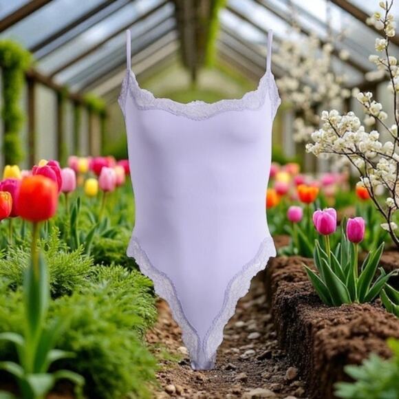 SKIMS Tops - SKIMS Fits Everybody Lace Cami Bodysuit XL X-Large Purple Snap Closure Jupiter